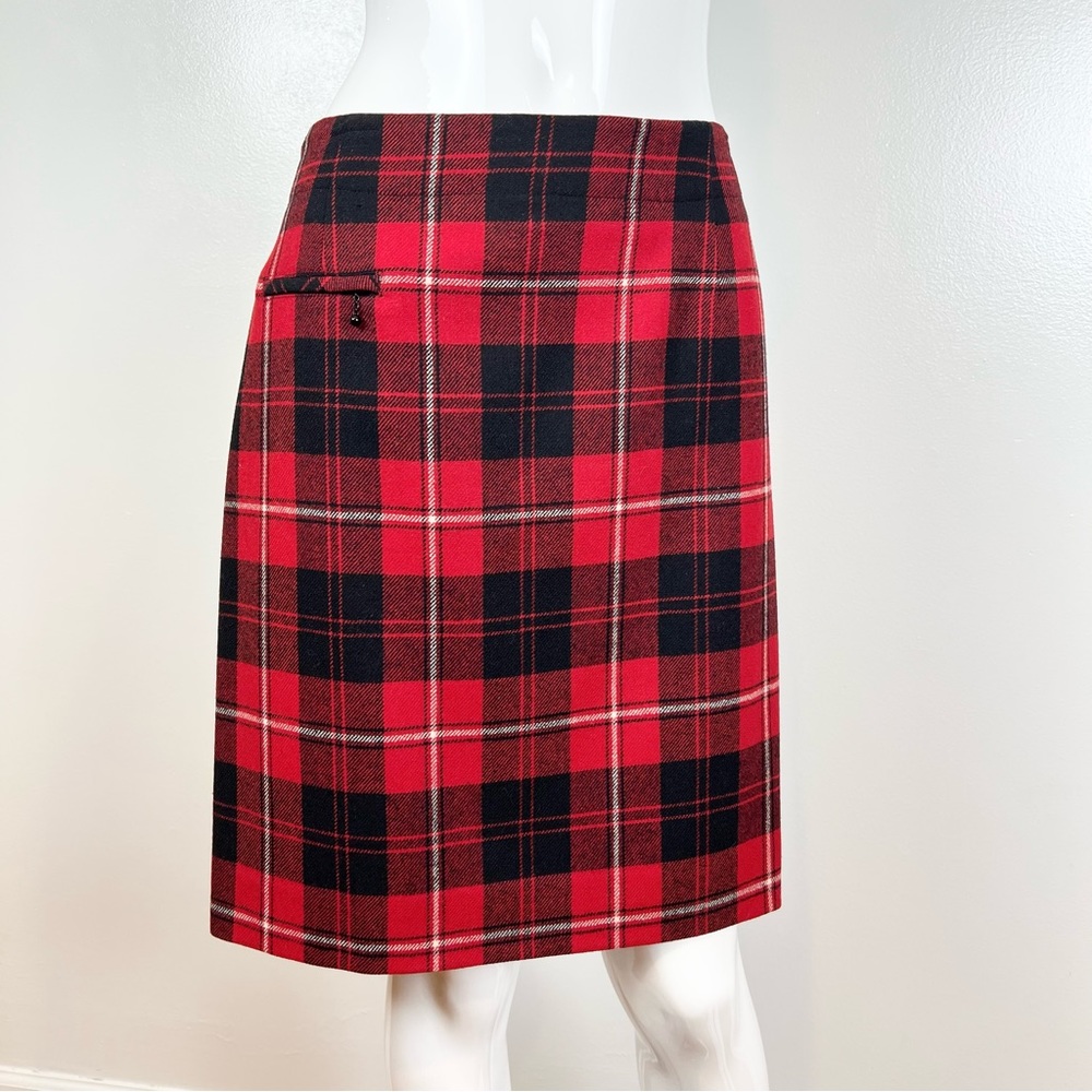 Pendleton Virgin Wool Skirt Size Petite 12 Red Black Plaid Holiday Tartan Party